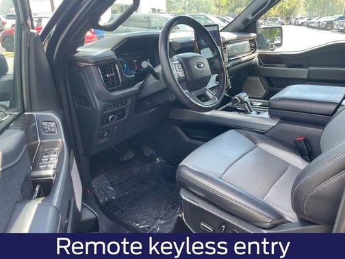 2023 Ford F-150 Lightning LARIAT