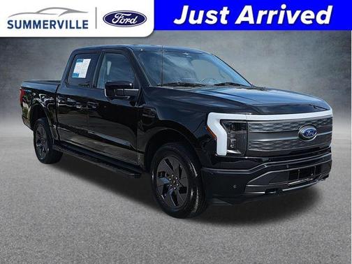 2023 Ford F-150 Lightning LARIAT