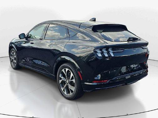 SHADOW BLACK 2022 Ford Mustang Mach-E Premium