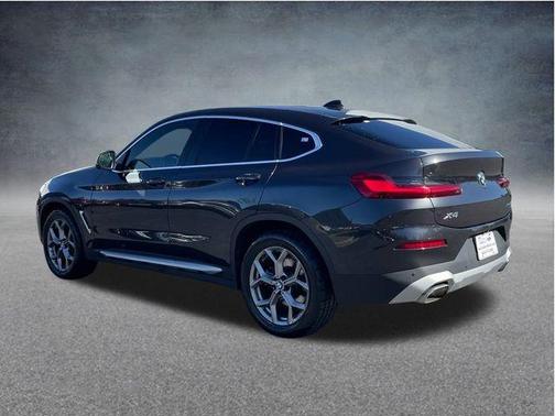 2022 BMW X4 xDrive30i