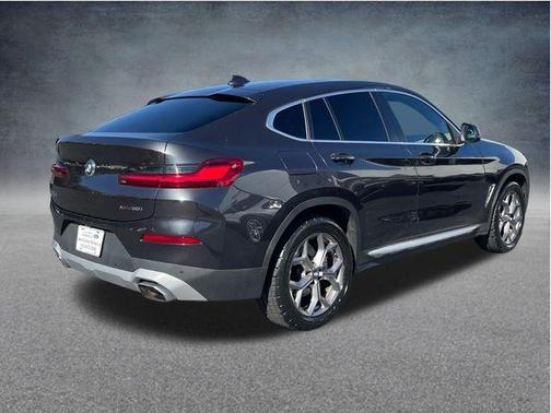 2022 BMW X4 xDrive30i