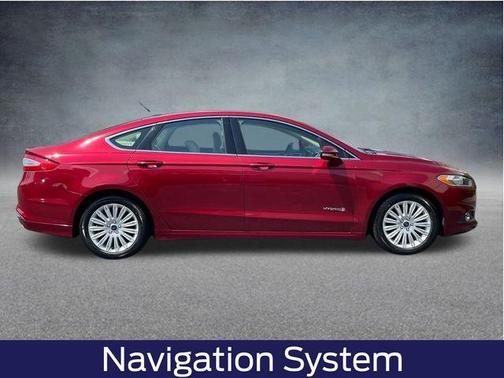 2016 Ford Fusion Hybrid SE