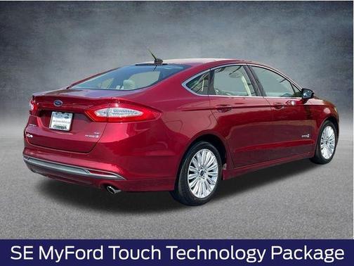 2016 Ford Fusion Hybrid SE