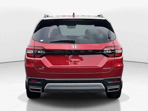 Radiant Red Metallic II 2025 Honda Pilot TOURING
