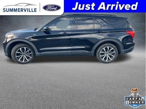 2022 Ford Explorer ST-Line