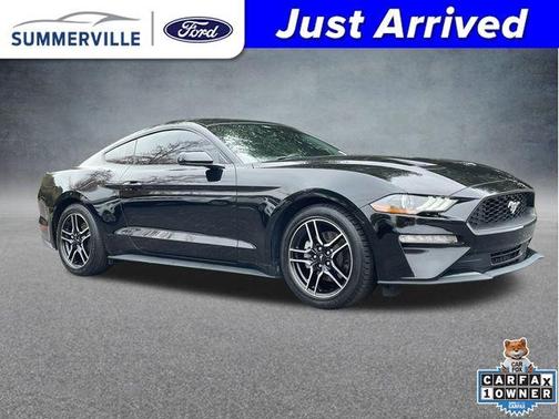 2022 Ford Mustang EcoBoost