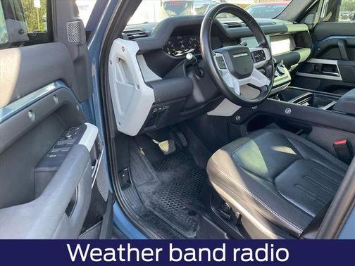 2020 Land Rover Defender 110 SE