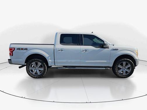 Oxford White 2019 Ford F-150 XLT