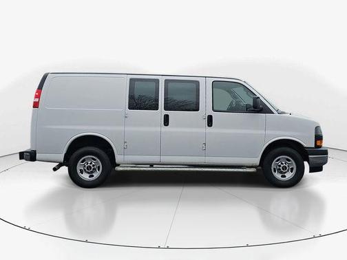 2024 GMC Savana 2500 Work Van