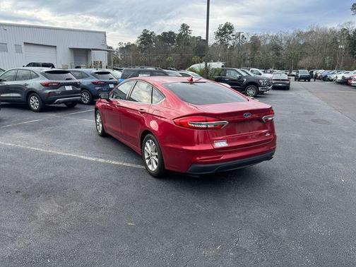 2020 Ford Fusion SE
