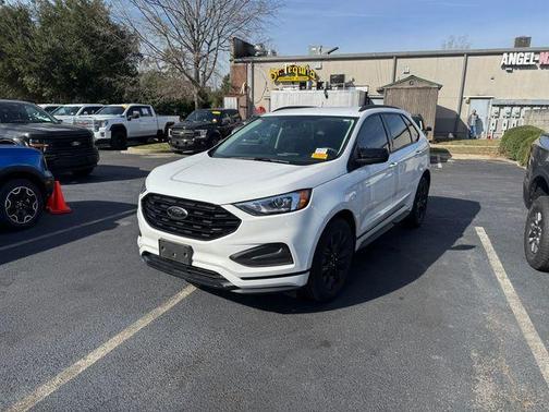 2023 Ford Edge SE
