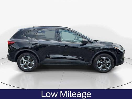 AGATE BLACK METALLIC 2025 Ford Escape ST-Line