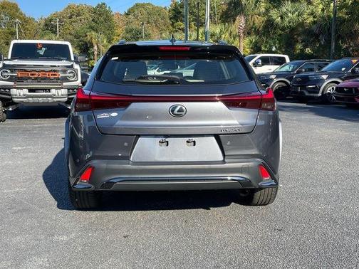 2024 Lexus UX 250h F SPORT Design