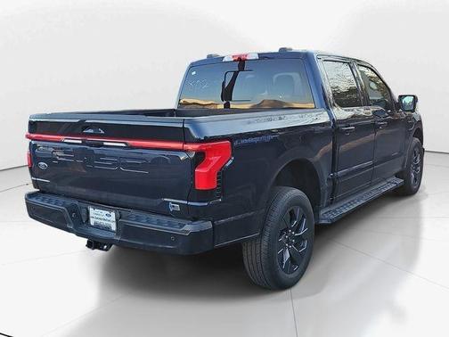2022 Ford F-150 Lightning LARIAT