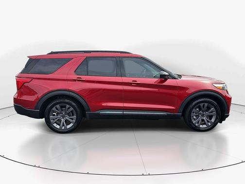 RAPID RED MET TINTED CC 2023 Ford Explorer XLT