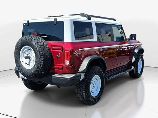 RUBY RED MET TNTD CLEARCOAT 2025 Ford Bronco HERITAGE EDITION