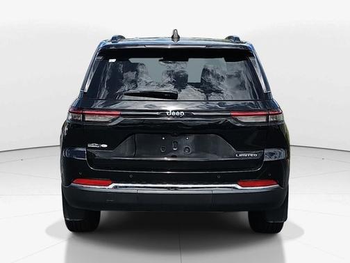 Black 2023 Jeep Grand Cherokee LIMITED