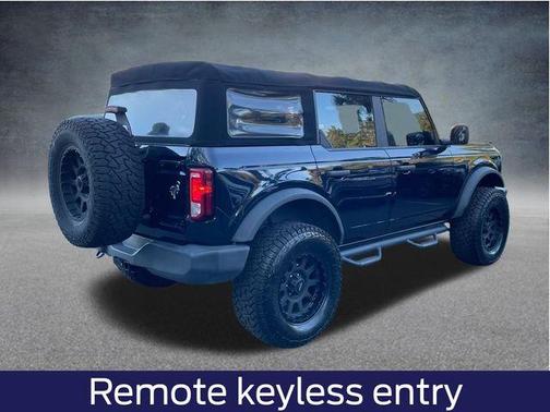 2021 Ford Bronco Base