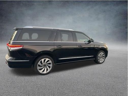 2024 Lincoln Navigator L Premiere