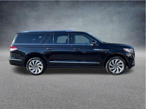 2024 Lincoln Navigator L Premiere