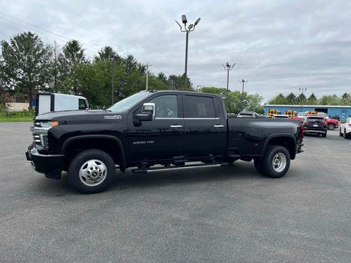 Mosaic Black Metallic 2021 Chevrolet Silverado 3500 High Country