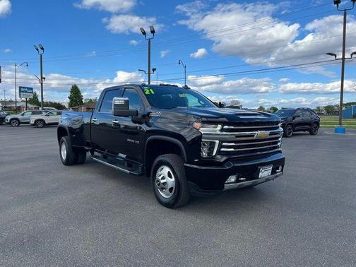 Mosaic Black Metallic 2021 Chevrolet Silverado 3500 High Country