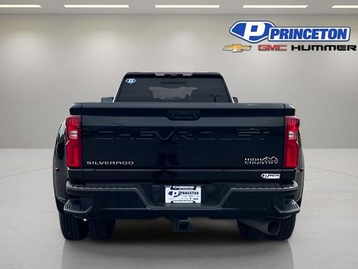 Mosaic Black Metallic 2021 Chevrolet Silverado 3500 High Country