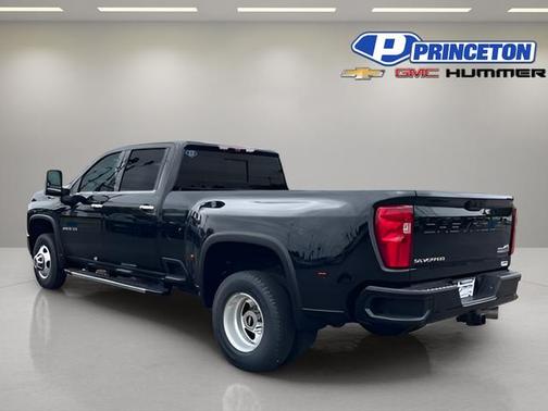 Mosaic Black Metallic 2021 Chevrolet Silverado 3500 High Country