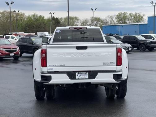 2025 Chevrolet Silverado 3500 High Country