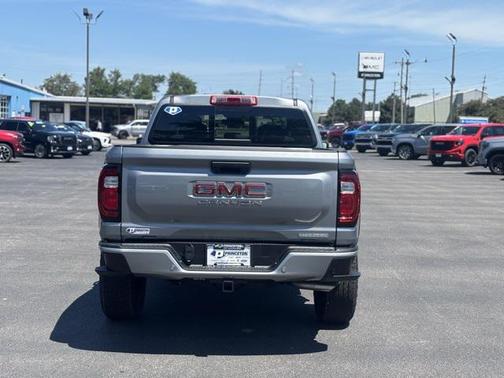 2025 GMC Canyon Elevation
