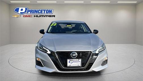 2022 Nissan Altima SR FWD