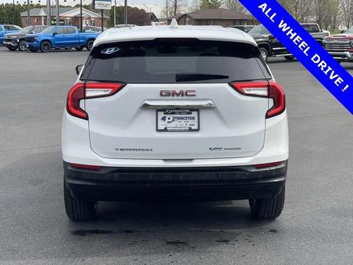 2022 GMC Terrain SLE