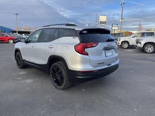 2021 GMC Terrain SLT