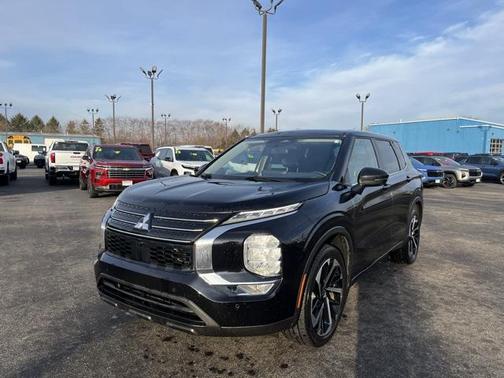 2023 Mitsubishi Outlander SE 2.5 2WD