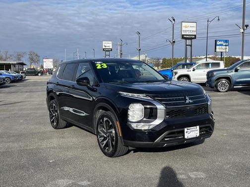 2023 Mitsubishi Outlander SE 2.5 2WD