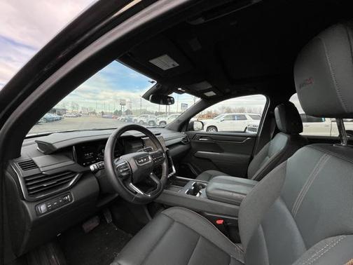 2024 GMC Acadia AWD AT4