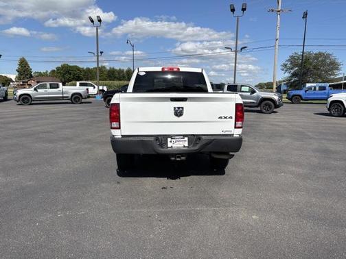 2017 RAM 1500 SSV Crew Cab 4x4 5'7' Box