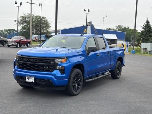 2025 Chevrolet Silverado 1500 Custom