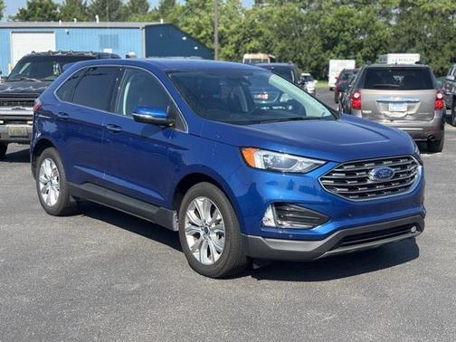 2022 Ford Edge Titanium