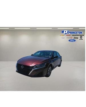 Garnet Pearl 2024 Nissan Altima 2.5 SV