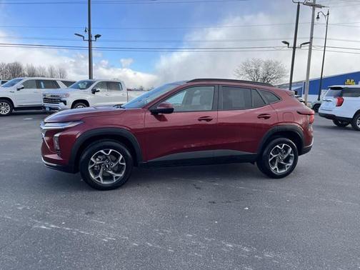 2024 Chevrolet Trax LT