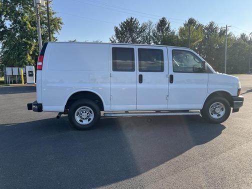 2023 Chevrolet Express 2500 RWD 2500 Regular Wheelbase WT