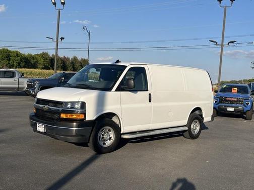 2023 Chevrolet Express 2500 RWD 2500 Regular Wheelbase WT
