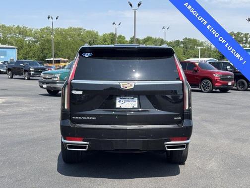 2022 Cadillac Escalade Luxury