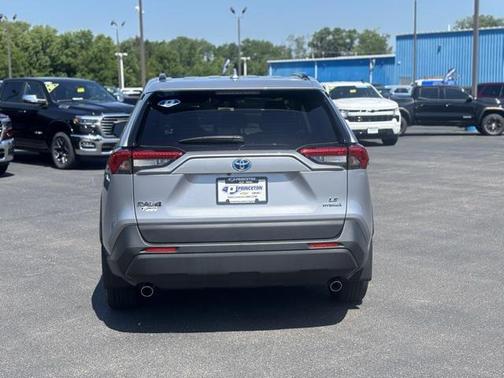2024 Toyota RAV4 Hybrid SE