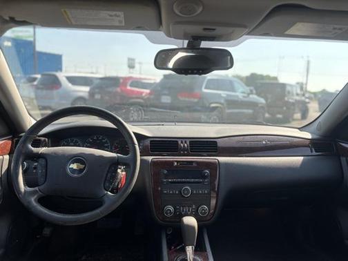 2011 Chevrolet Impala LT