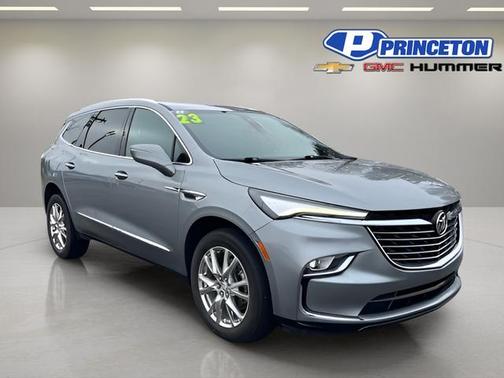 2023 Buick Enclave Essence FWD