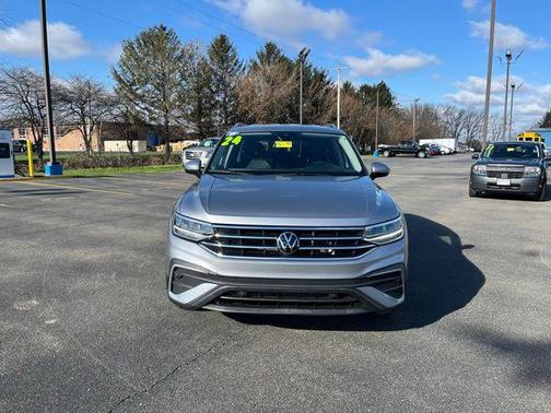 2024 Volkswagen Tiguan 2.0T SE 4MOTION
