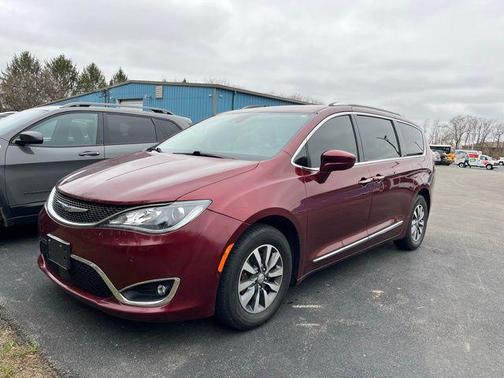 2020 Chrysler Pacifica Touring-L Plus