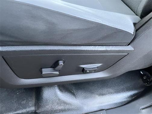 2021 RAM 1500 Classic SSV Crew Cab 4x4 5'7' Box